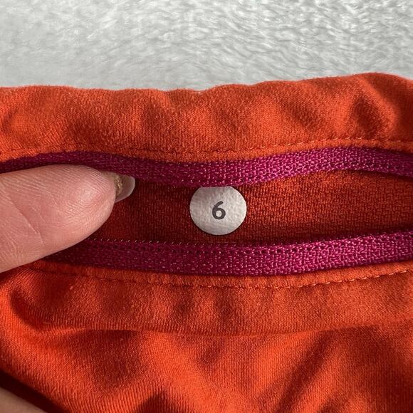 READ RARE Lululemon SeaWheeze Sz 6 Run Speed Shorts 2015 Cheetos Squiggles READ - Picture 6 of 12